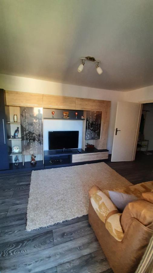 Apartament Victory Apartman Orsova Kültér fotó