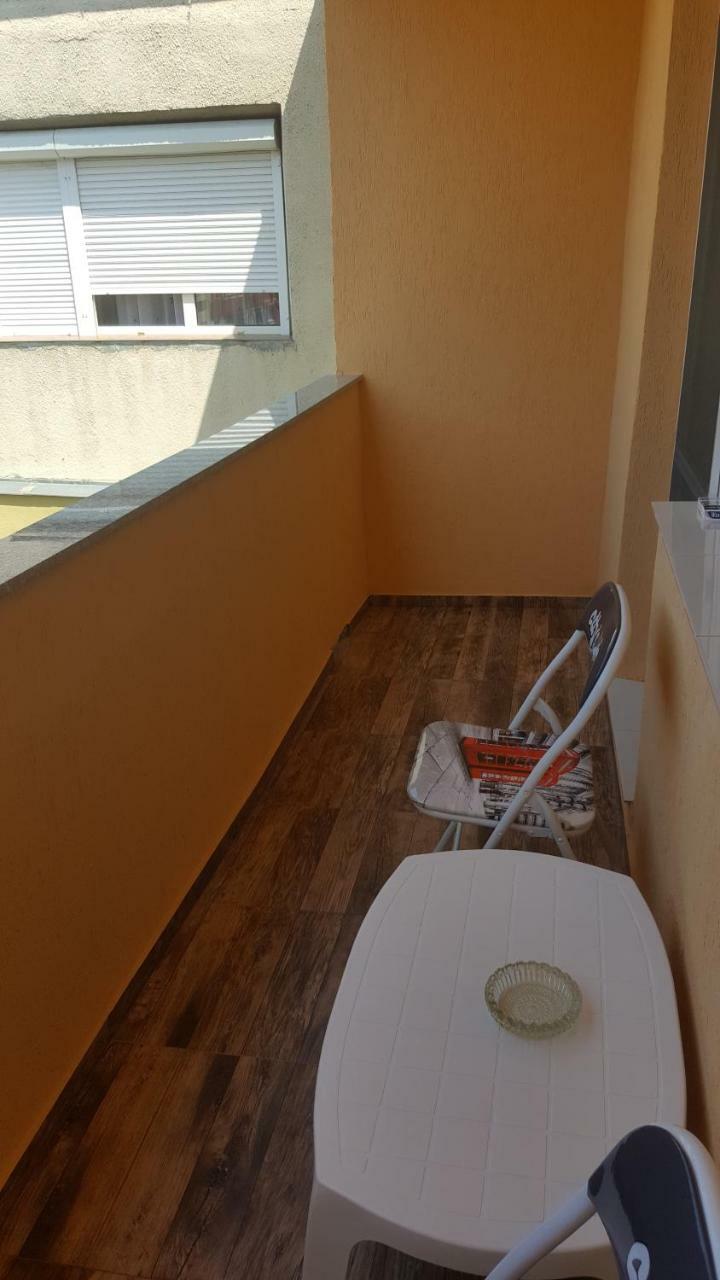 Apartament Victory Apartman Orsova Kültér fotó