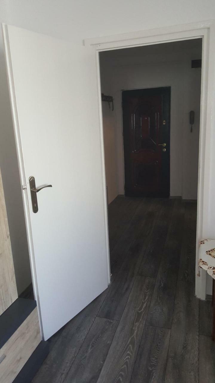 Apartament Victory Apartman Orsova Kültér fotó